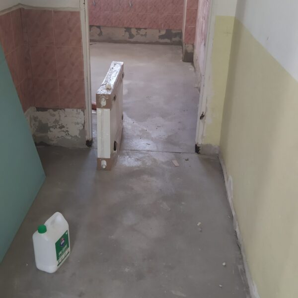 Poprawa efektywności energetycznej budynku na terenie Gminy Zagrodno. Prace wykończeniowo-budowlane.