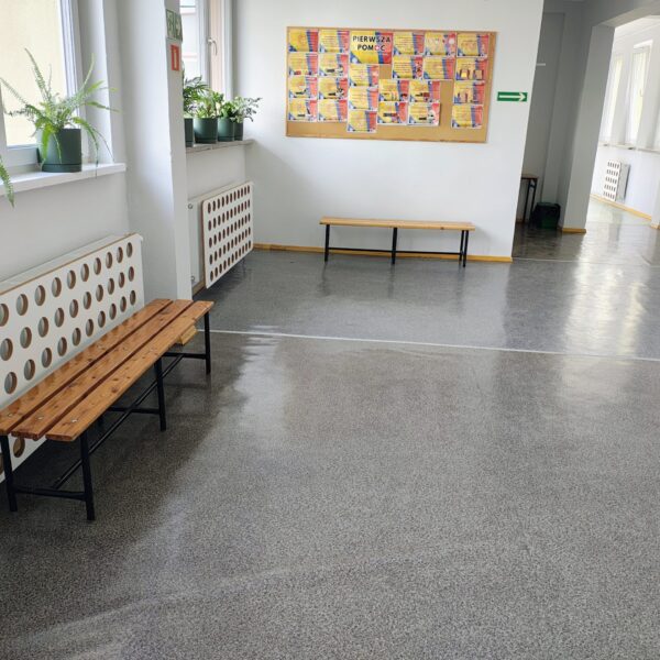 Poprawa efektywności energetycznej budynku na terenie Gminy Zagrodno. Wykończenie wnętrza