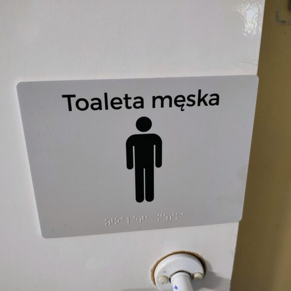 Poprawa efektywności energetycznej budynku na terenie Gminy Zagrodno.